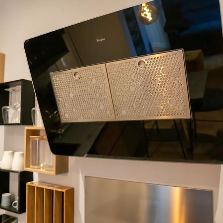 Coeur De Ville T2, Terrasse, Clim Tt Equipe, Parking サナリー・シュル・メール エクステリア 写真